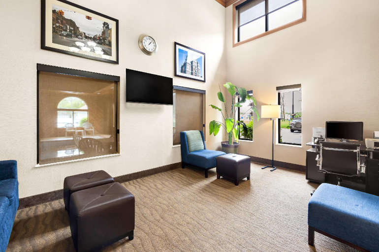 Public Area 2, Comfort Inn Van Wert, Van Wert