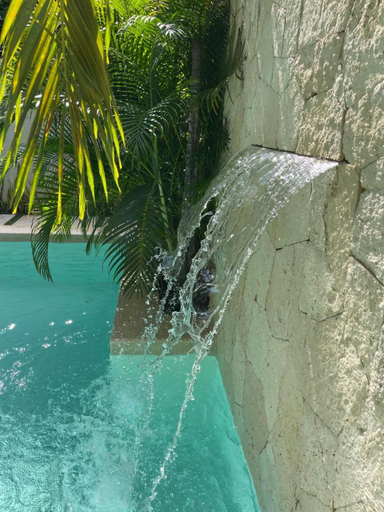 Shower 4, Villa 240m2 - 16 persons - 6 rooms - 2 swimming Pool - 3 Jacuzzis, Cozumel