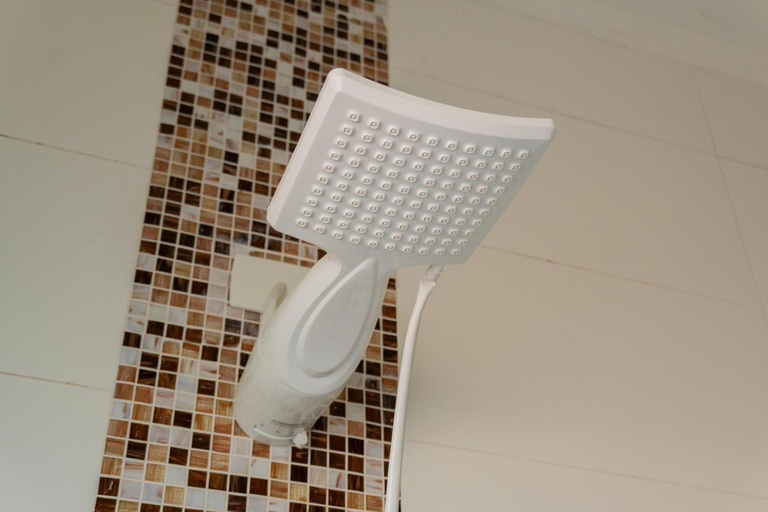Bathroom 3, Suite Privativa Prox Sesc Bertioga Ar WiFi Frigobar 01, Bertioga