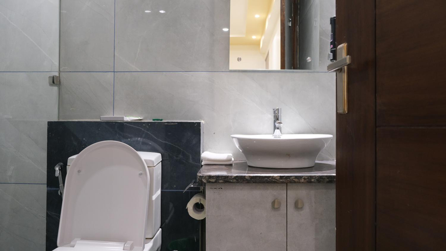 Bathroom 4, Windchime 853, Gurgaon