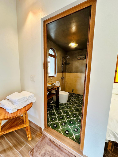 Bathroom 3, Xoi Farmstay - The Garden House By The River, Lục Yên
