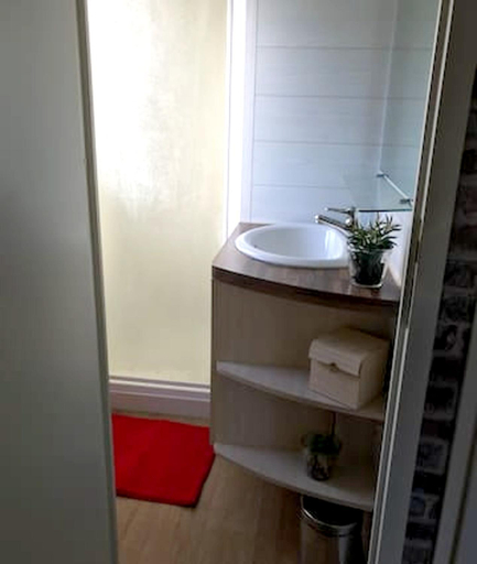 Bathroom, Chalet charmant a Saint-Leger-les-Melezes avec vue sur la montagne, Hautes-Alpes