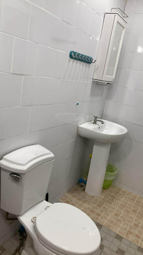 Bathroom 2, Harry's Beach Club, Muang Rayong