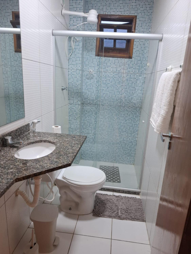 Bathroom 2, Condomio Coqueiros Residence, Salvador