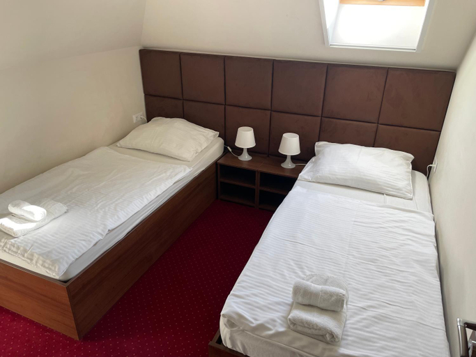 Bedroom 3, Termál Apartmanház, Veresegyház