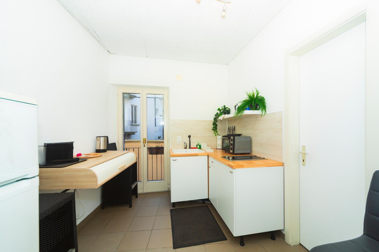 Facilities 2, Piazza Grande House, Locarno