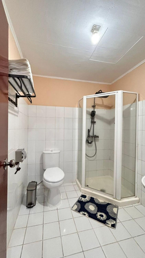 Bathroom 5, Sunset INN by Pro-Ema, Dili