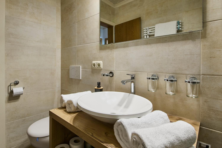 Bathroom 2, Landhaus Kendler, Zell am See