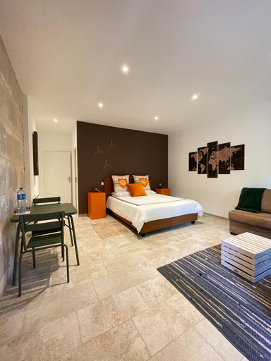 Bedroom 2, Mas Tareau la Syrah, Gard