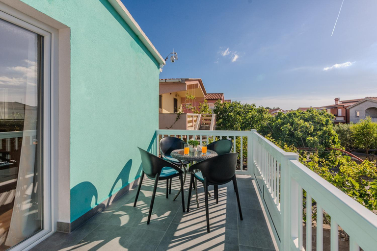 Others 3, Apartments with parking space Vir - 18517, Vir