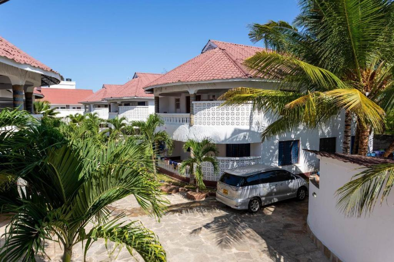 Exterior & Views, Lux Suites Diani Holiday Villas, Msambweni
