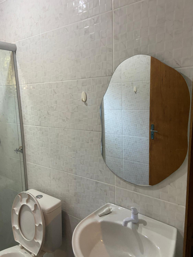 Bathroom 3, CHALES DO VO LERIO/TORRES-RS, Torres