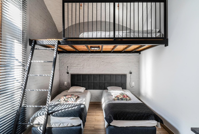 Others 5, Apartamenty loftowe blisko Rynku, Środa Śląska