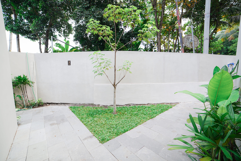 Others 5, Ubu Villa Nara, Sleman