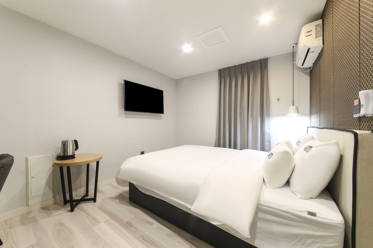 Bedroom 3, Busan Gwangalli Beach Hotel THE M, Suyeong