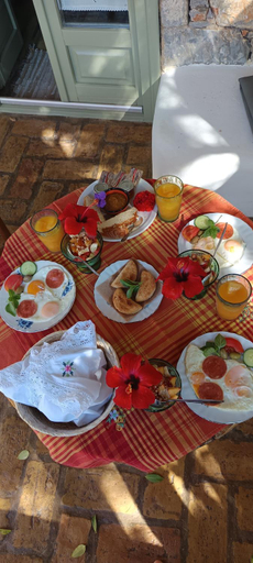 Food & Drinks 3, Aliori art caves, South Aegean