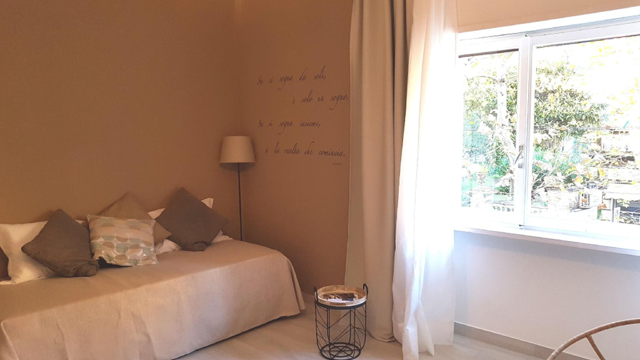 Bedroom 2, Le camere del Corso, Imperia