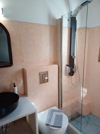 Bathroom 3, Siroco's Rooms And Studios, South Aegean