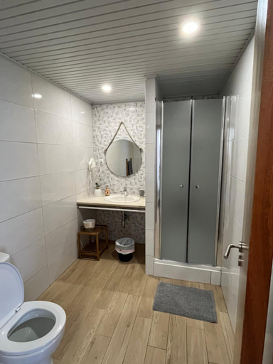 Bathroom 2, Casa Isa By Natasha Gomes, Odemira