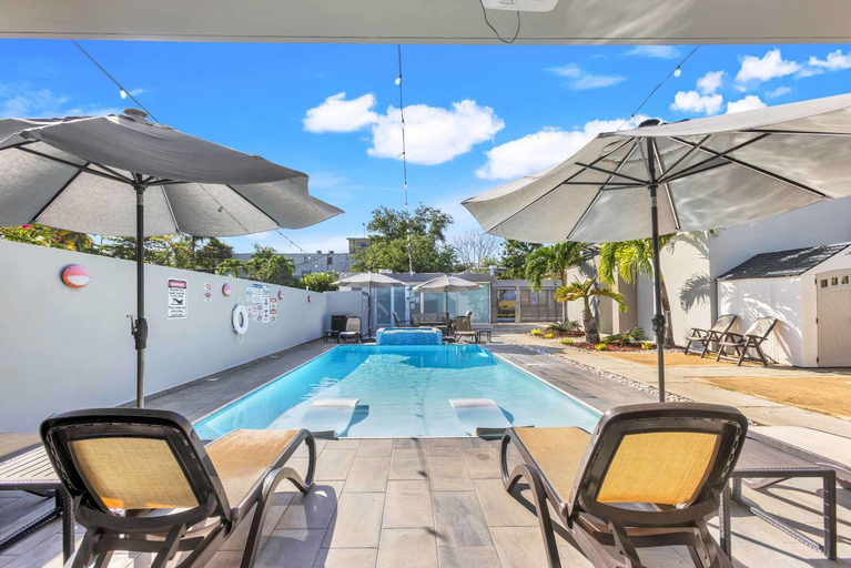 Sport & Beauty 2, Aquaville Dorado Moderna Villa 3