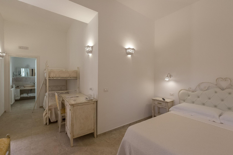 Bedroom 3, Dimora San Quirico - b&b Cisternino Valle D'Itria, Bari