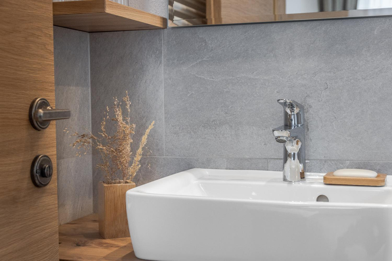 Bathroom, Villa Resi B&B, Bolzano