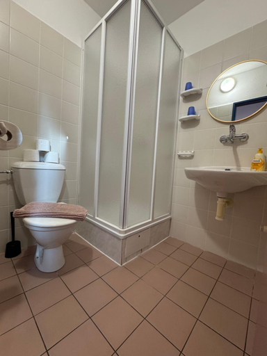 Bathroom 3, Penzion Neptun, Jindřichův Hradec