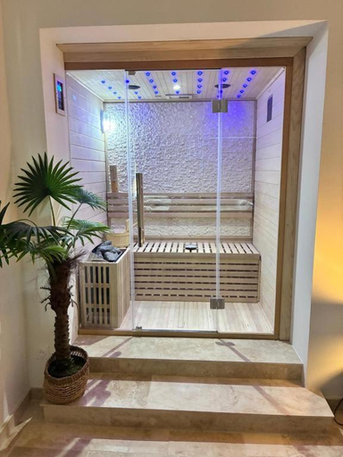 Others 5, Suite Privative Jacuzzi Sauna de la Villa Del Castagnol, Dordogne