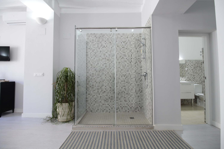 Others 5, Jome Stays La Nucia, Alicante