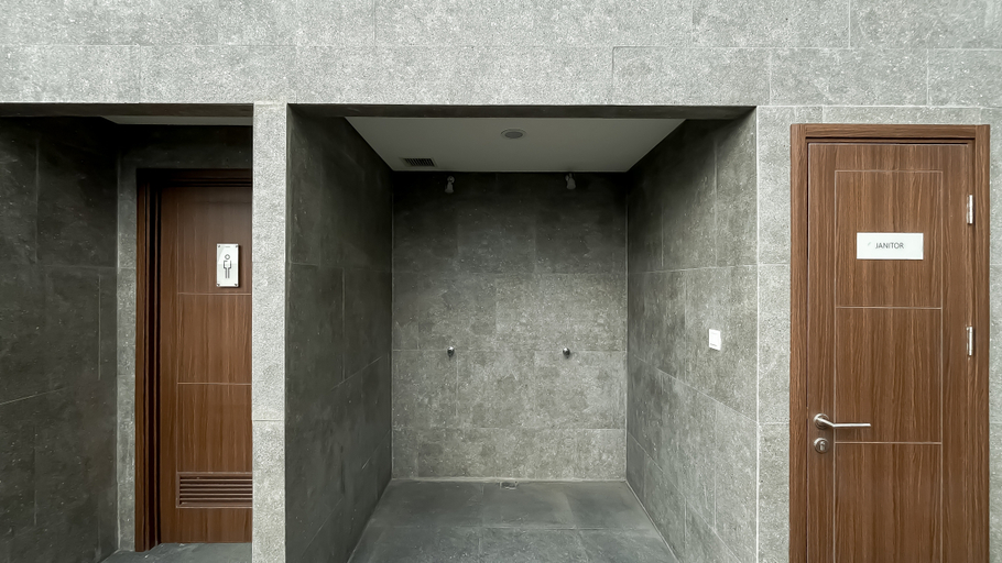 Exterior 5, Japandi Style Studio Apartment at B Residence Grogol By Travelio, Jakarta Barat