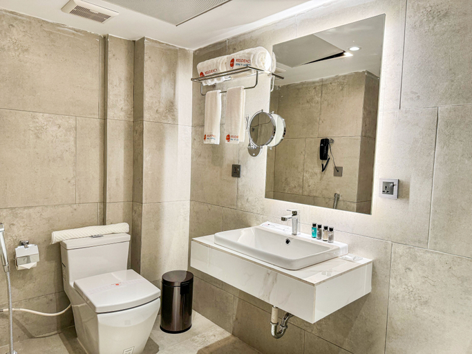 Bathroom 3, Hotel Omni Residency Baridhara, Dhaka