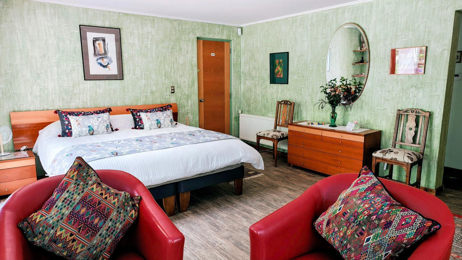 Bedroom, KURALEMU Casa de Campo, Santiago