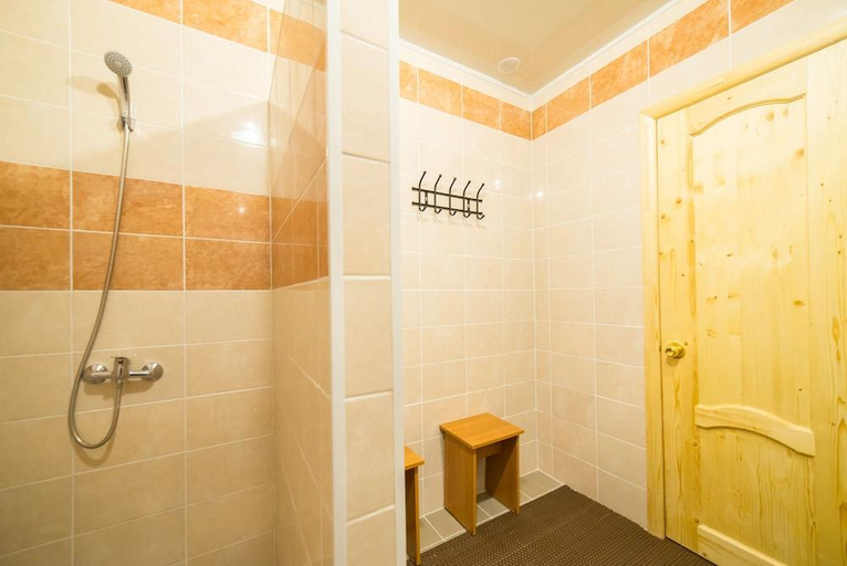 Bathroom 2, Hostel IZBA, Vladivostok gorsovet