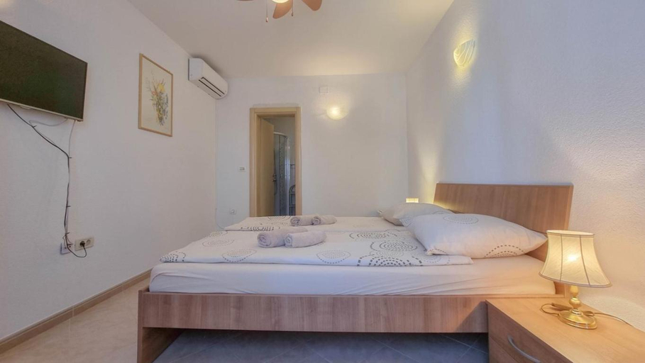 Bedroom, Lucijana Room, Novigrad