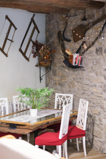 Food & Drinks 4, Casa rural MAZA especial grupos, Huesca