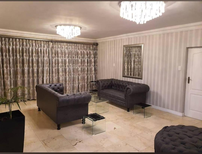 Others 5, Winchester Place, Nelson Mandela Bay