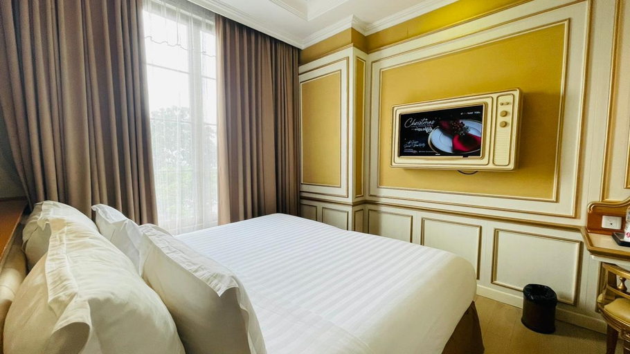 bedroom 11