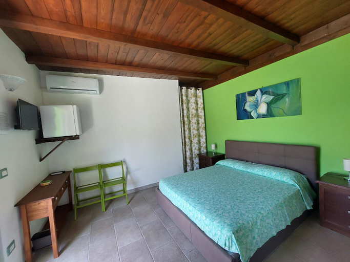 Bedroom 4, Oltremare, Lecce