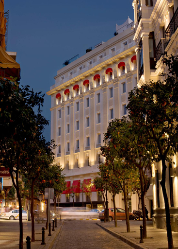 Exterior & Views, Hotel Colón Gran Meliá, Sevilla