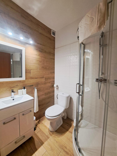 Bathroom 3, Pensjonat Pod Swierkami, Kłodzko
