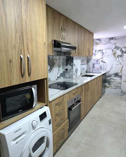 Others 4, Entire Apartment near Valencia - 2 Bedrooms & 2 Bathrooms, Valencia