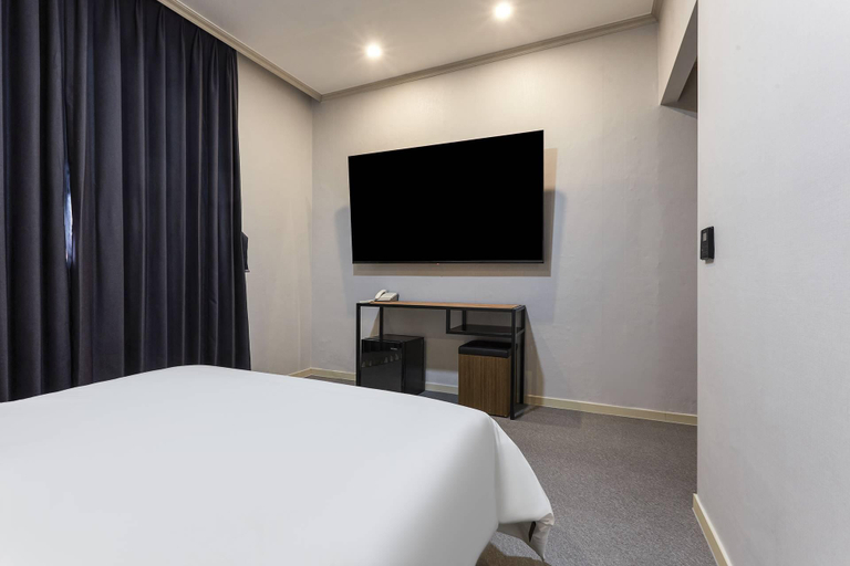 Bedroom 3, Gapyeong Hotel, Gapyeong