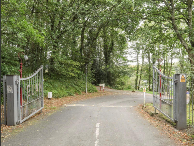 Others 5, Holiday Cabin Sleeps 5 Glan Gwna Holiday Park, Gwynedd