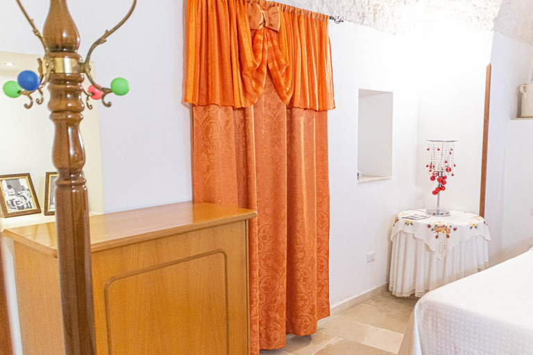 Bedroom 2, Trulli Sulla Valle, Bari