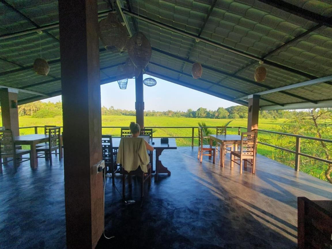 Food & Drinks 4, Nirvaan Safari Lodge, Nochchiyagama