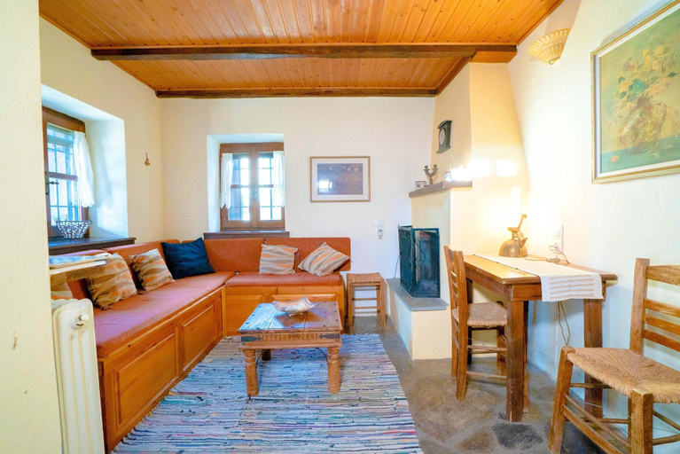 Bedroom 2, Chrissi Nefeli, Thessaly