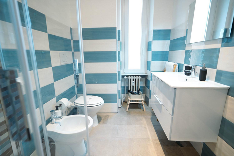 Bathroom 5, Salotto Tiburtino Rooms, Rome