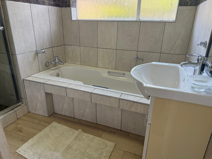 Bathroom, Horizon Bed and Breakfast, City of Johannesburg