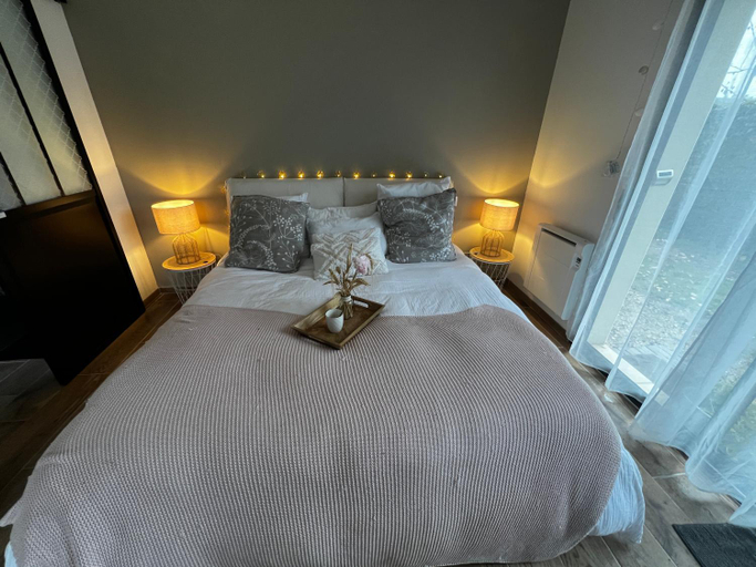 Bedroom 2, Quiniere - 25 m2 independant avec piscine - Wifi, Loir-et-Cher