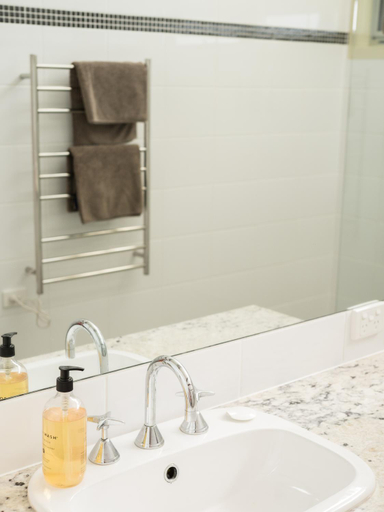 Bathroom, Turnstone Beach House, King Island